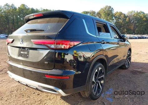 2024 Mitsubishi Outlander Se 2.5 2Wd/Se Black Edition S-Awc/Se Black Edition W/Pano Roof S-Awc z USA, uszkodzony, nr VIN JA4J3VA84RZ041666